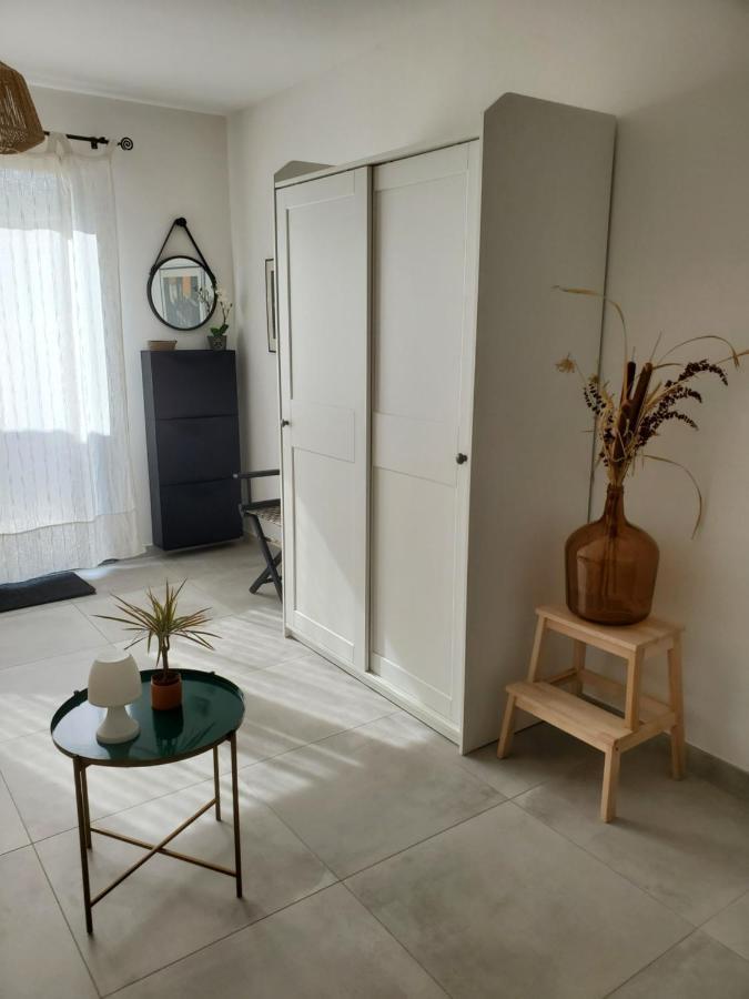 Charmant Studio Moderne Avec Exterieur "Dormir En Provence" Fontvieille Dış mekan fotoğraf