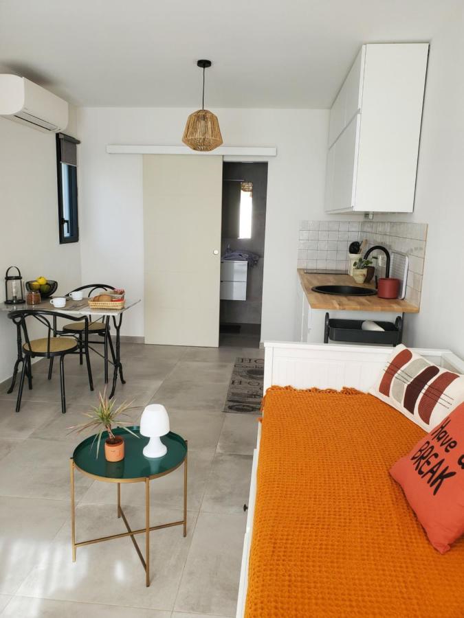 Charmant Studio Moderne Avec Exterieur "Dormir En Provence" Fontvieille Dış mekan fotoğraf